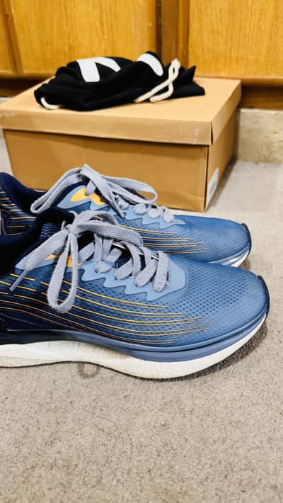 Oroginal Runners (Hush Puppies) - 41 / 7