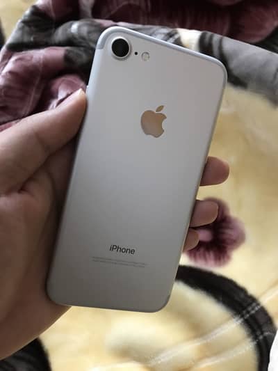 iPhone 7 - 128GB - PTA APPROVED