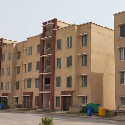 Executive Block First Floor Family Apartmnet For Sale