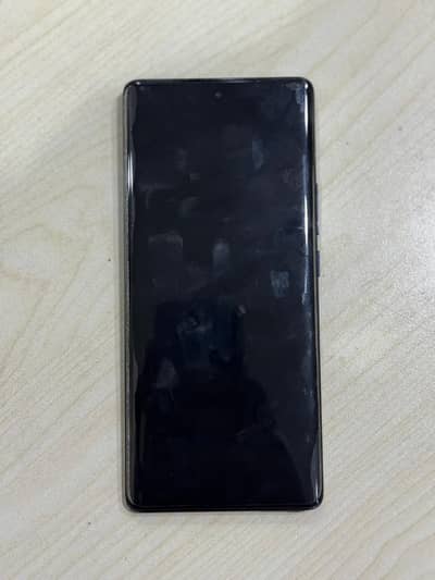 Infinix note 40 pro 12 GB + 6 GB RAM /256GB