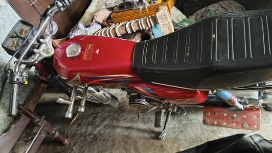 One hends use 22modile bike saif