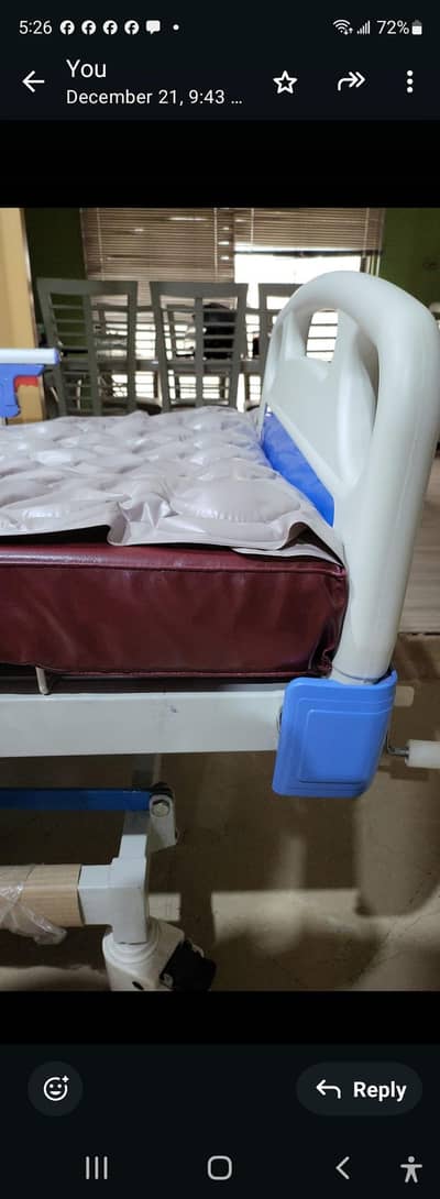 hospital bed in excellent condition  10/10