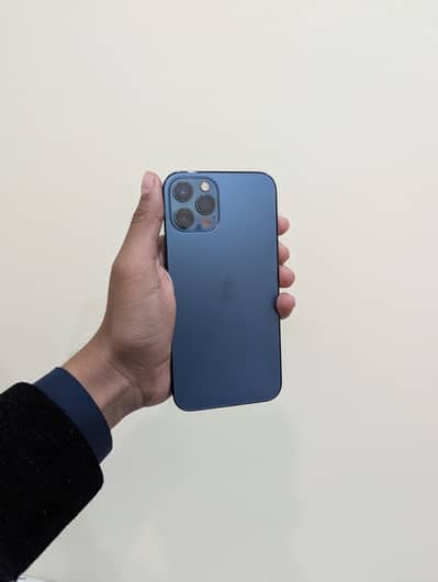 iPhone 12 Pro 10/10 Condition