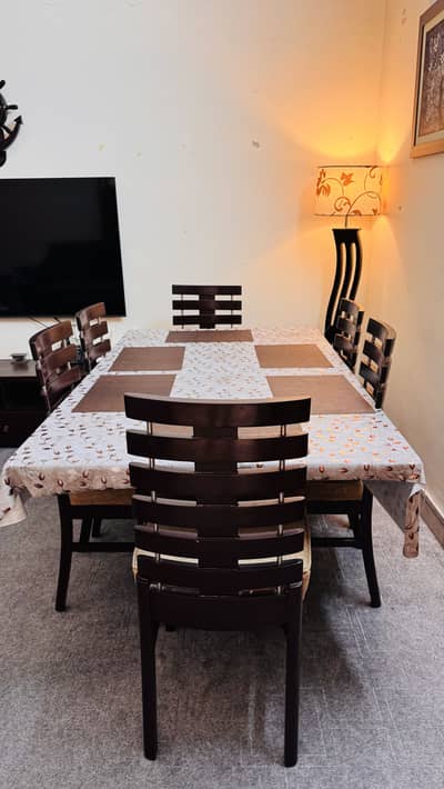 Dining Table (tempered glass) - 6 chairs