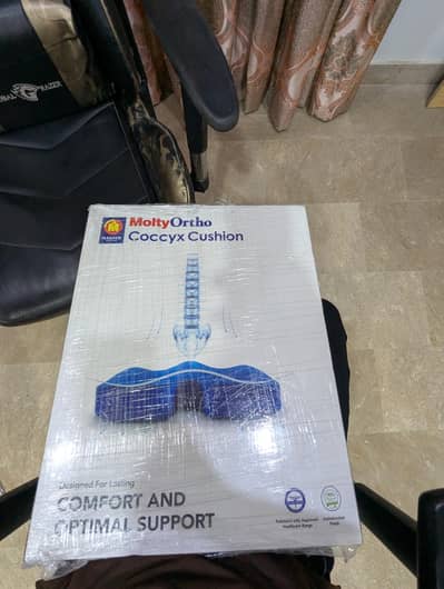 Molty New coccyx cushion (Market rate 4800)