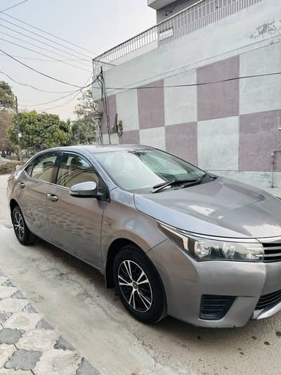 Brand new tyers installed just 900 km used neat and clean car