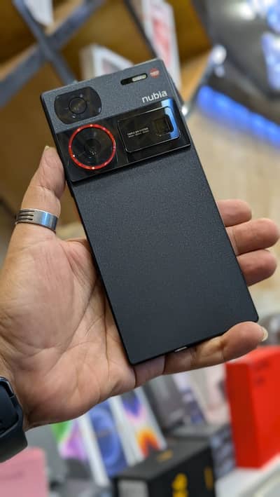 ZTE Nubia Z60 Ultra 16/512GB Global Dual SIM 4 Months SIM Time Valid