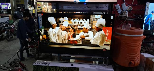 40 inch led tv wifi jis bhai ne leni he rabta kare condition 10 by10