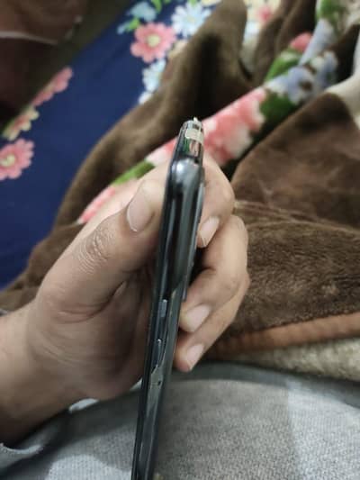 one plus 9 8/128 GB geniune not refurbished