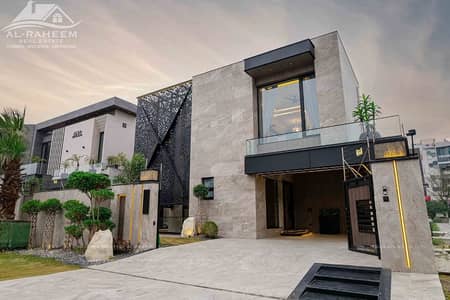 1 KANAL MODERN DESIGN FULL BASEMENT FULLY FURNISHED PLUS CEINMA BANGALOW FOR SALE NEAR TO TIM HOTON KFC