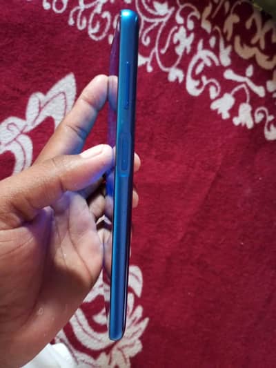 moto g power 4/64 all ok argent sell jisko lena ho rabta kary