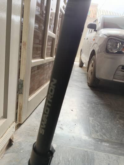 swegtron kick scooter