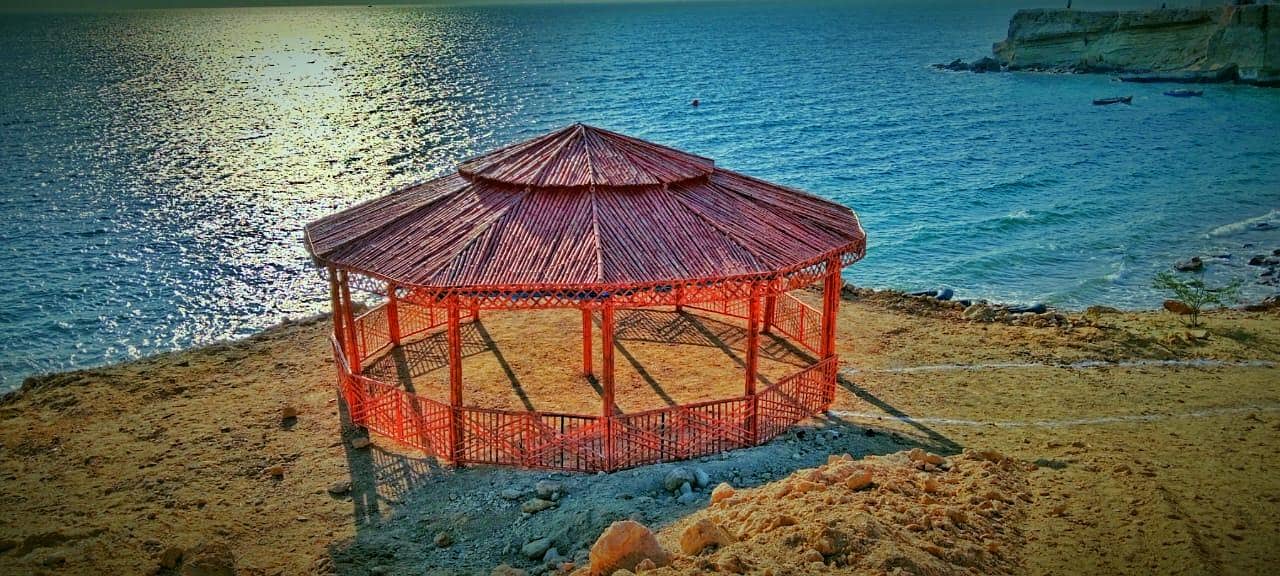 بانسوں سے تیار کردہ خوبصورت ہٹ 7