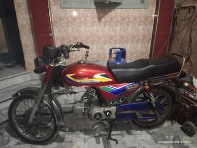 Honda CD 70 for sale in low price. All okay