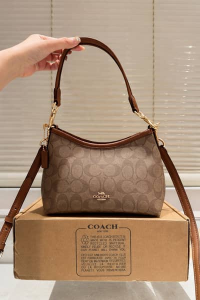 Coach Shoulder Bag  – Like New | Original Look
