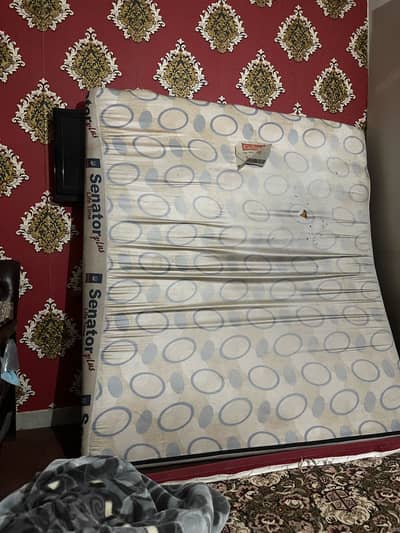 Used king size mattress for sale location f11