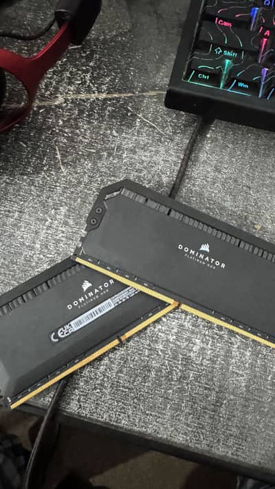 CORSAIR DOMINATOR® PLATINUM RGB RAM