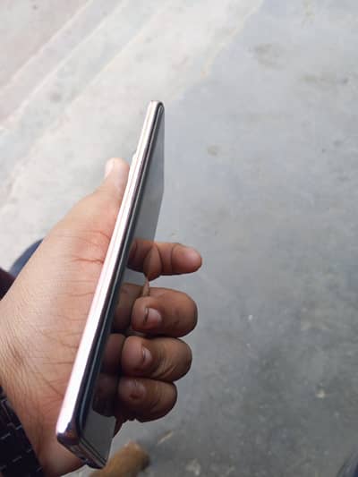 box ka sath ha 10by 10 ha