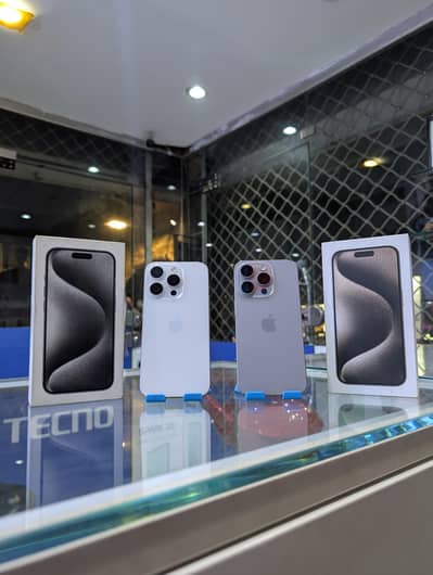 Iphone 15Pro Non Pta Factory Unlocked Natural & White Titanium