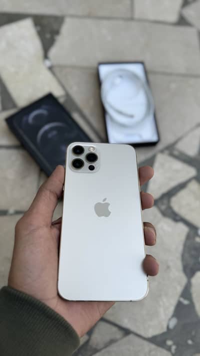 iphone 12pro 256 PTA Approved Golden
