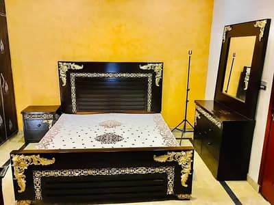 Double bed/king size bed/dressing table/bed set/wooden bed/furniture