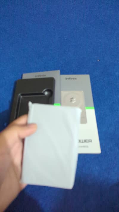 Infinix slim wireless powerbank 5000 mah
