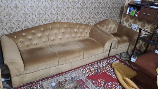 7 seater sofa set with centre table