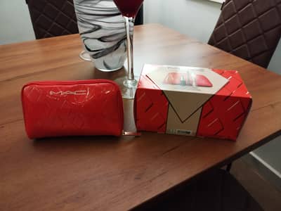 MAC Trending Tomorrow Lip Trio - Red (Limited Edition Holiday Kit)