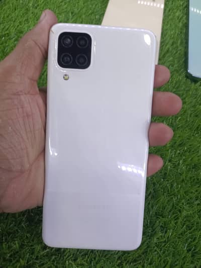 only set box gum hogya ha shop ka card ha