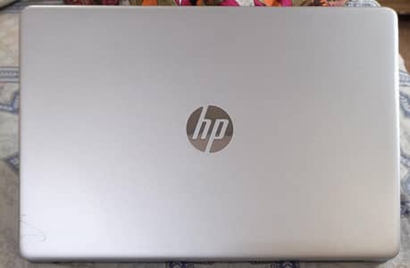 HP 15 Core i5 11th Gen 8/256