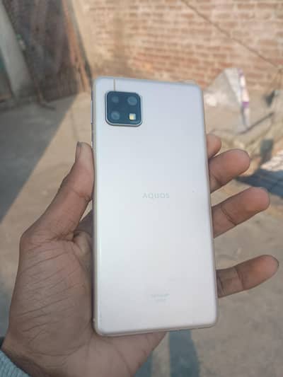sharp Aquos sense 5G 10/10 condition