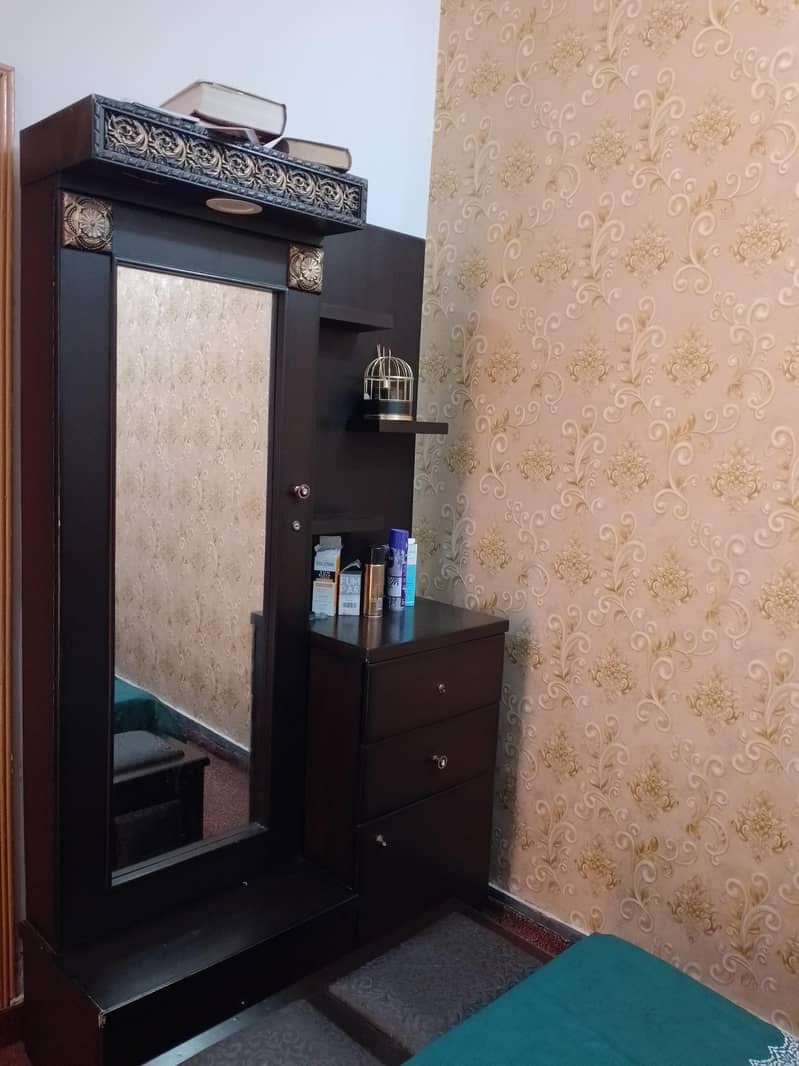 Bed set with side table 2