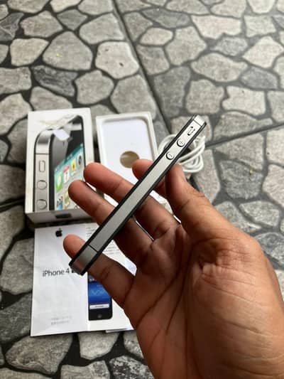 iPhone 4s PTA Approved 64GB