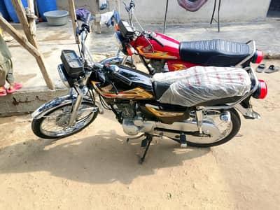 dono bike da k hiroof k sath ya mehran car SE exchange Karni hn