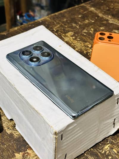 Redmi Not 14Pro 8Gb 256 GB With 11 month worantty