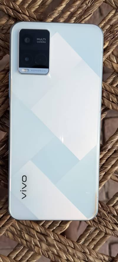 vivo y21