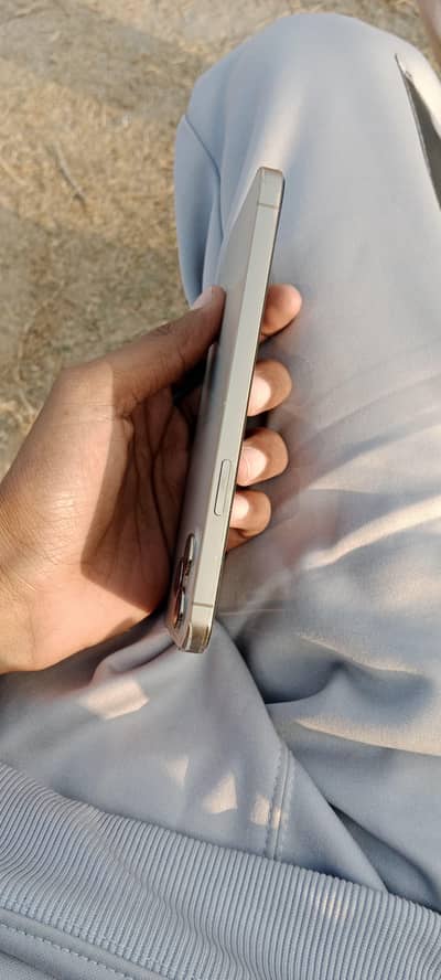 iPhone 12 Pro Max no open no repair