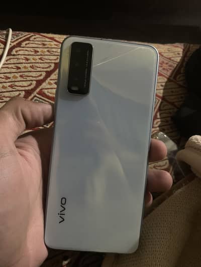 Vivo y20
