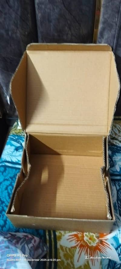 cake boxes and online deliver boxes