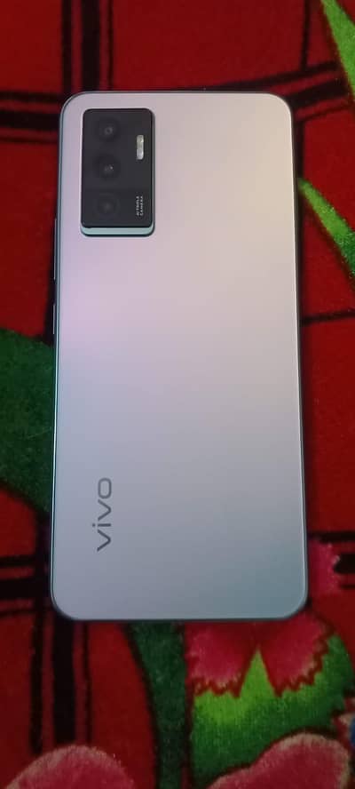 vivo v23e my watsap nmbr 03473919512