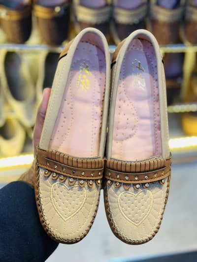 Sardi ke Women Shoes – Wholesale Prices – Bulk Order Available