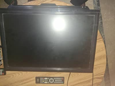 Samsung 16-Inch LCD for Sale  Free Remote Included
