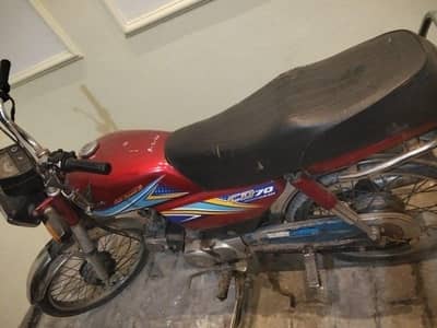 Honda cd 70, model 2019