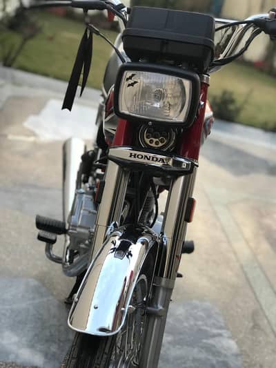 Honda 125 23 model all ok Cath bike urgant sale