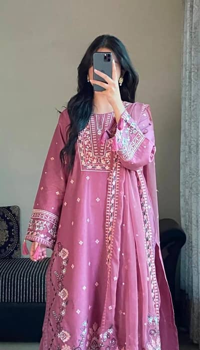 A 1 quality dresses reasonable price