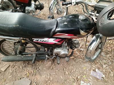 Honda 70 Model 2005 03038942727 Only call
