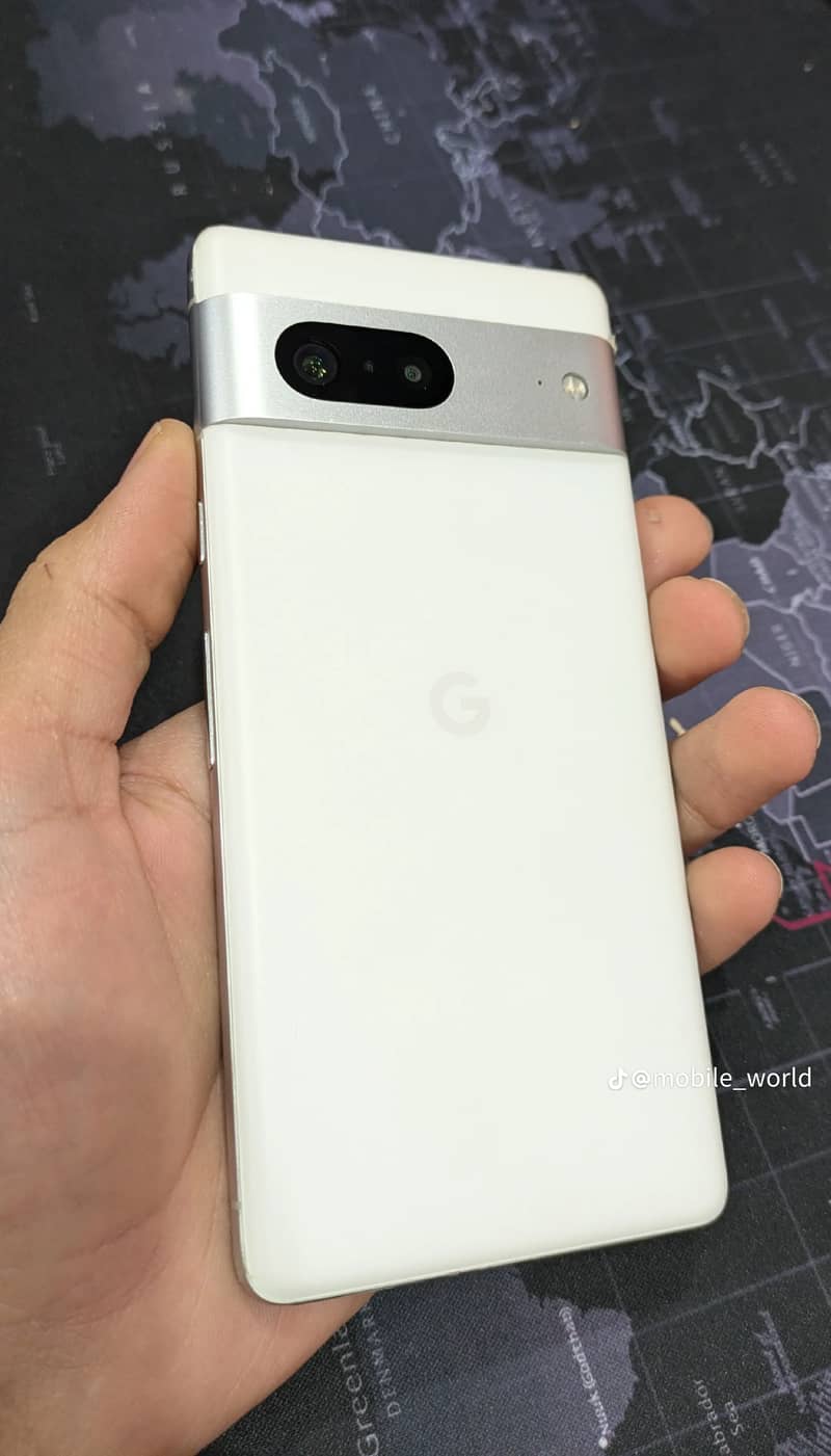 Google Pixel 7 3