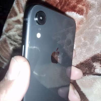 iphone xr 64gb