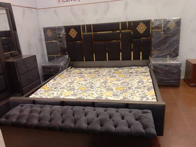 Double bed / bed set / wooden bed / bed / Furniture / King size bed