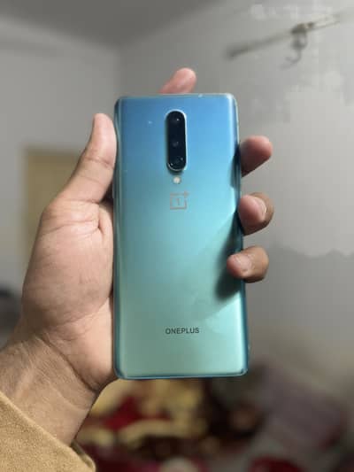 One plus 8 official  12+4 /256 urgent sell